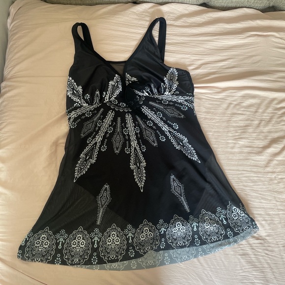 One Piece Swim Suit - Picture 1 of 3